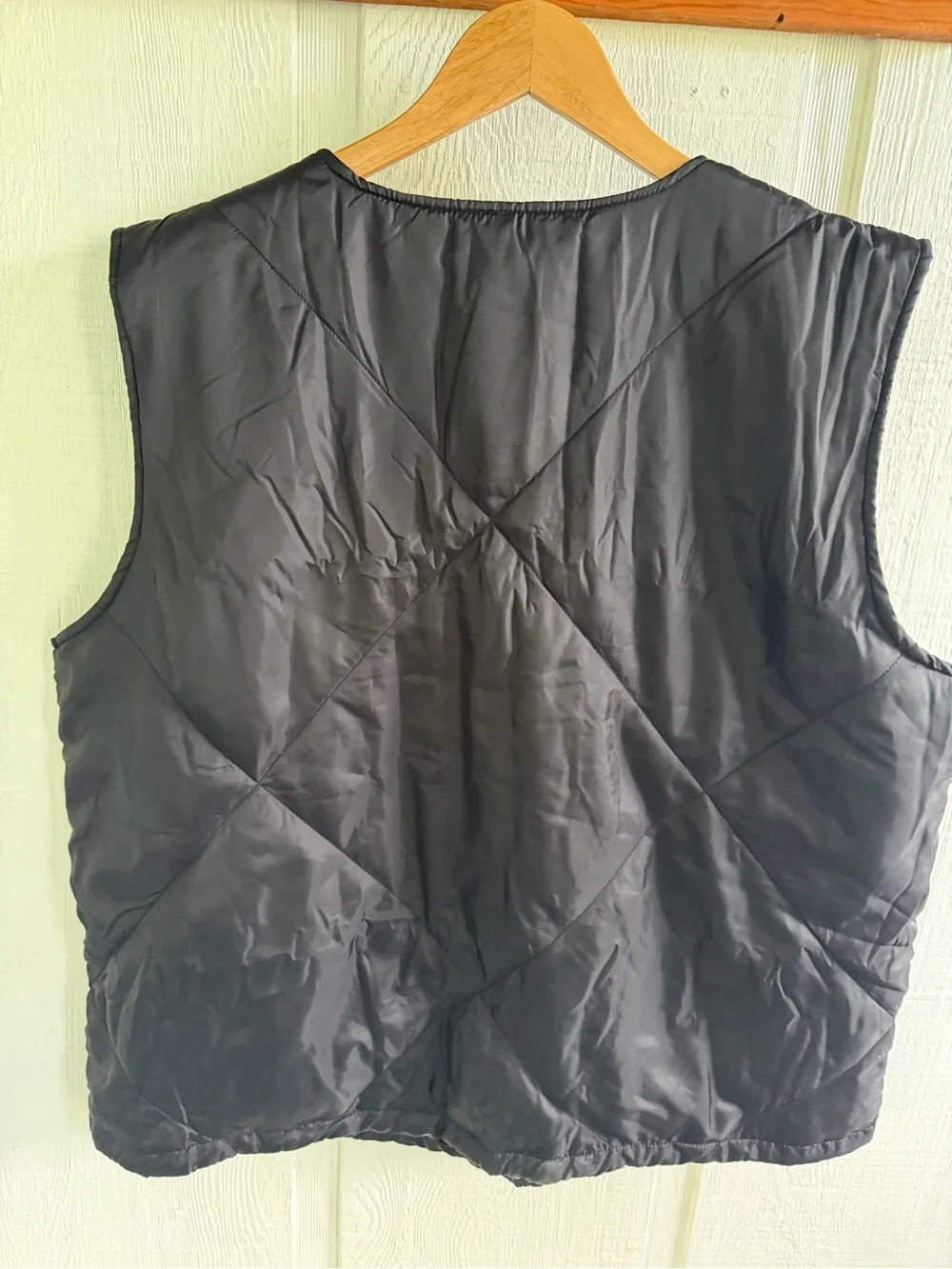 Socialite Lightweight Quilted Black Vest Neutral Layers